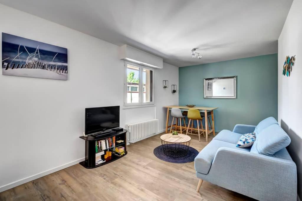 LE STUDIO 35, charme, parking & proche lac, 2 pers Annecy Exteriör bild