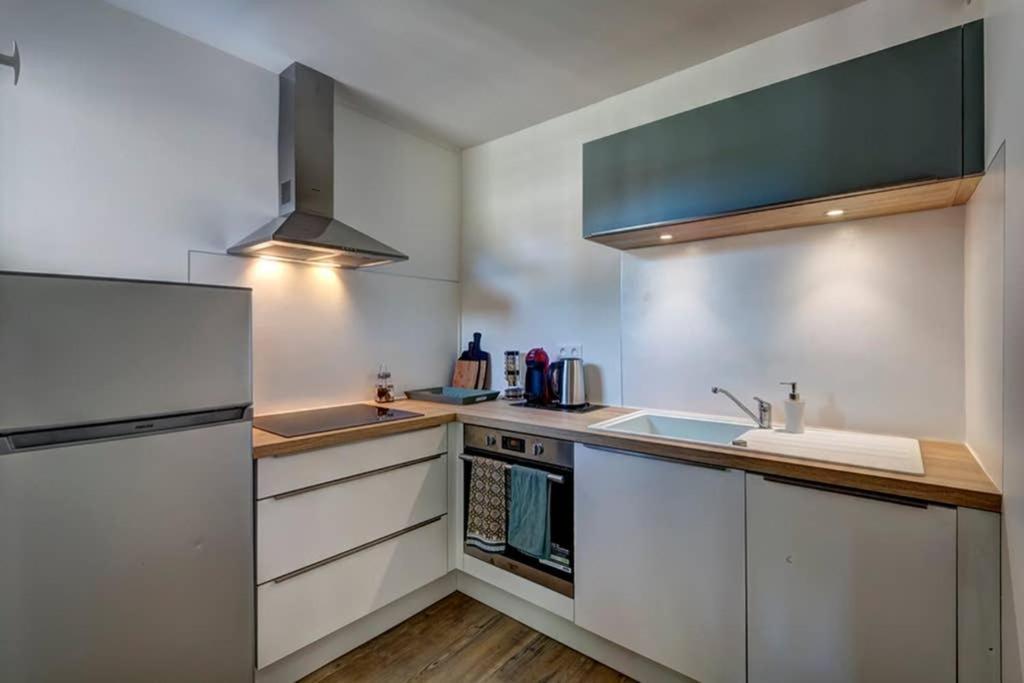 LE STUDIO 35, charme, parking & proche lac, 2 pers Annecy Exteriör bild